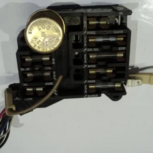 1963 Buick Skylark säkringshållare Erbjudande