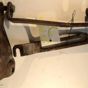 1957 Mercury 368 generatorfäste Bästa pris