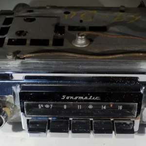 1959 Buickradio (ej testad) Sonaomatic model 981968 risnedsättning