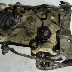 1965 Ford Fairlane2dr htlåskista höger Begränsat antal