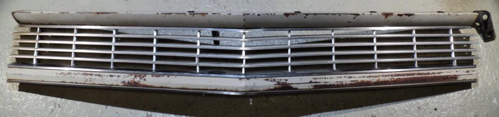 1964 Cadillac övre grill med mitten del ObsEndast hämtning! Utförsäljning