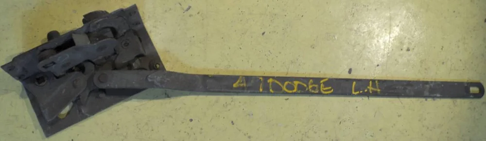 1947Dodgepersonbil låskista vänster Erbjudandepris