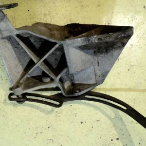 1964 Buick LeSabre AC generatorfäste Premium