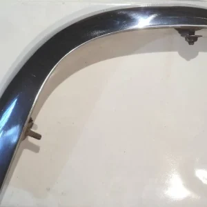 1956 Chrysler Windsor svängd krom list I frontenkrom list framskärm höger Begränsat erbjudande