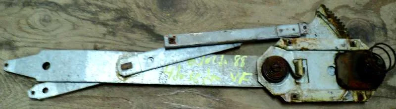 1963 Oldsmobile 88 4dr sedanfönster vevmekanismvänster fram Kampanj