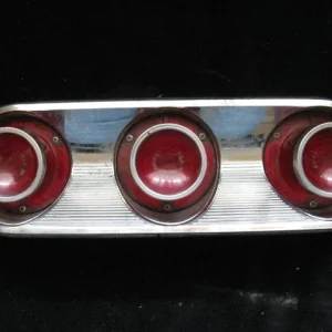 1961 Pontiac taillight left Erbjudande