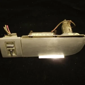 1965 Cadillac Fleetwood power window switch left rear Lågt pris