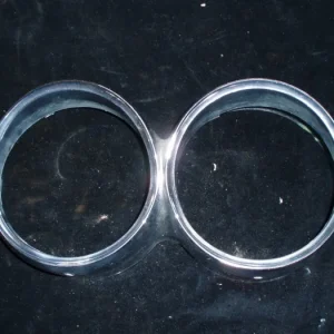 1961 Buick Electra headlight door left Beställ idag