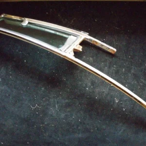 1961 Imperial 4dr ventilation window unit right Billig