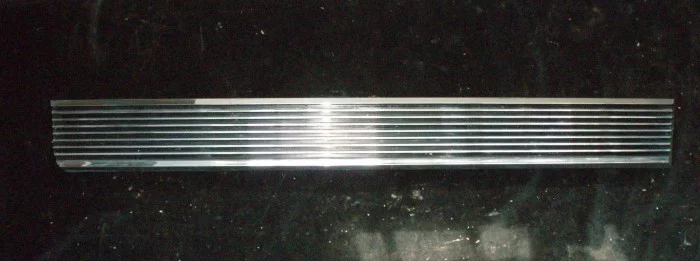 1964 Buick Wildcat 4dr chrome rear door right risnedsättning