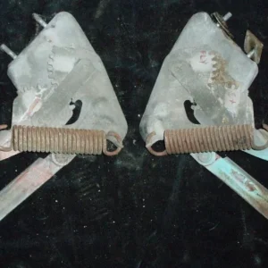 1959 Plymouth hood hinge pair Lägg i varukorgen