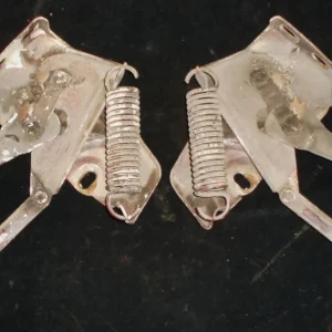 1961 Dodge hood hinge pair Endast idag