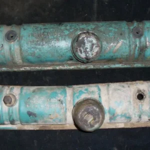 1958 Buick 364 valve covers pair Erbjudande