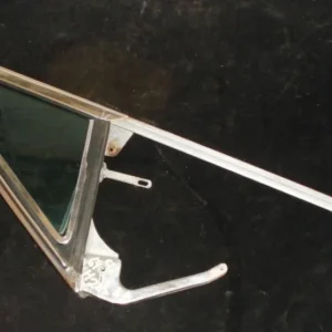 1964 Cadillac 2dr ht ventilation window unit right Beställ nu