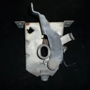 1960 Pontiac hood lock Fynd