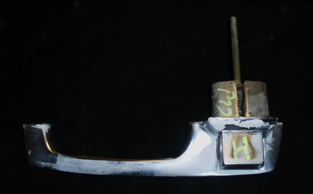 1964 Cadillac door handle right Lägg i varukorgen